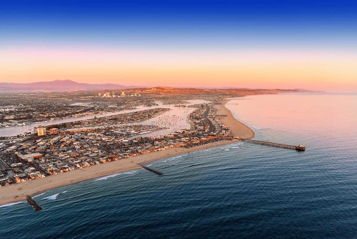 Newport Beach coastline running south toward Crystal Cove and Laguna Beach